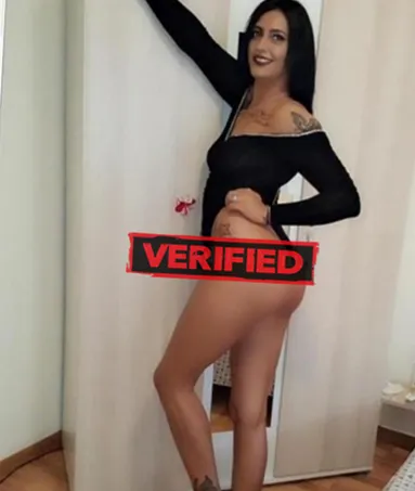 Alexandra sexmachine Prostitute Uzda
