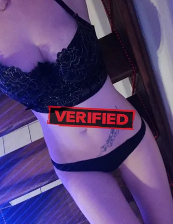 Anastasia Sexmaschine Finde eine Prostituierte Biebesheim