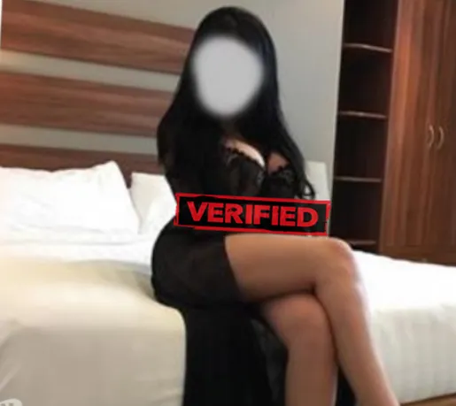 Amber anal Encontre uma prostituta Gandra
